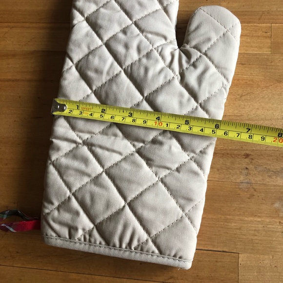 Oven Mitt "Happiness is Gnomemade" Christmas Cream Cotton Blend - Picture 4 of 6